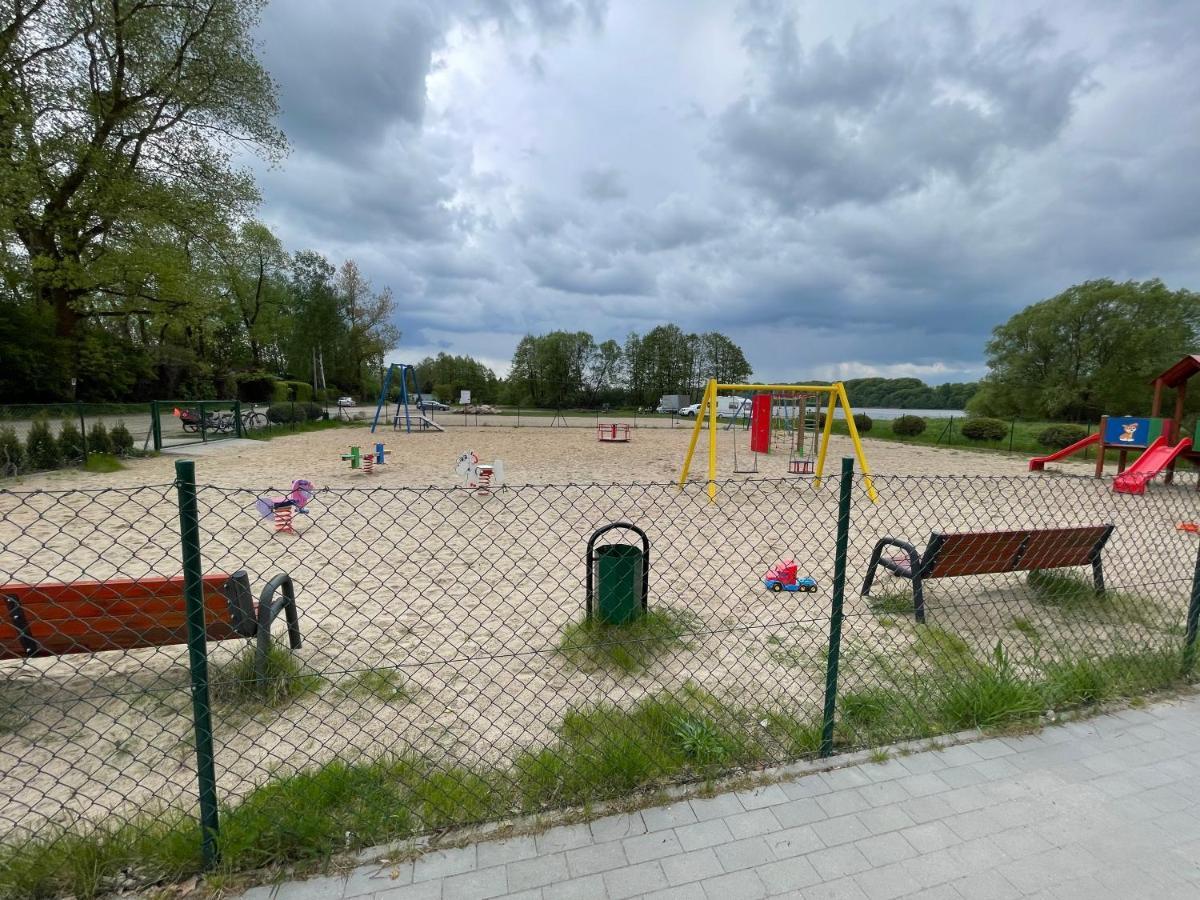 Domowy Zakatek Villa Tuchom Buitenkant foto