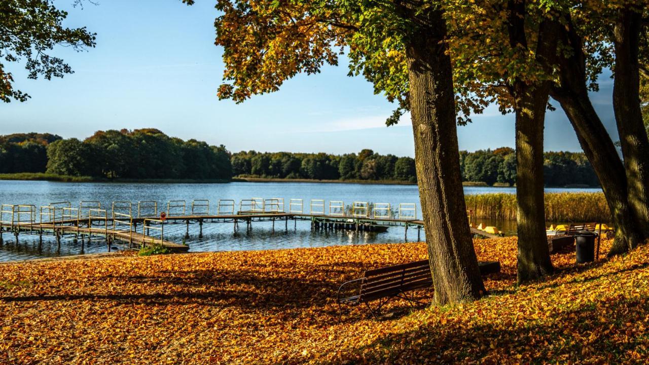 Domowy Zakatek Villa Tuchom Buitenkant foto